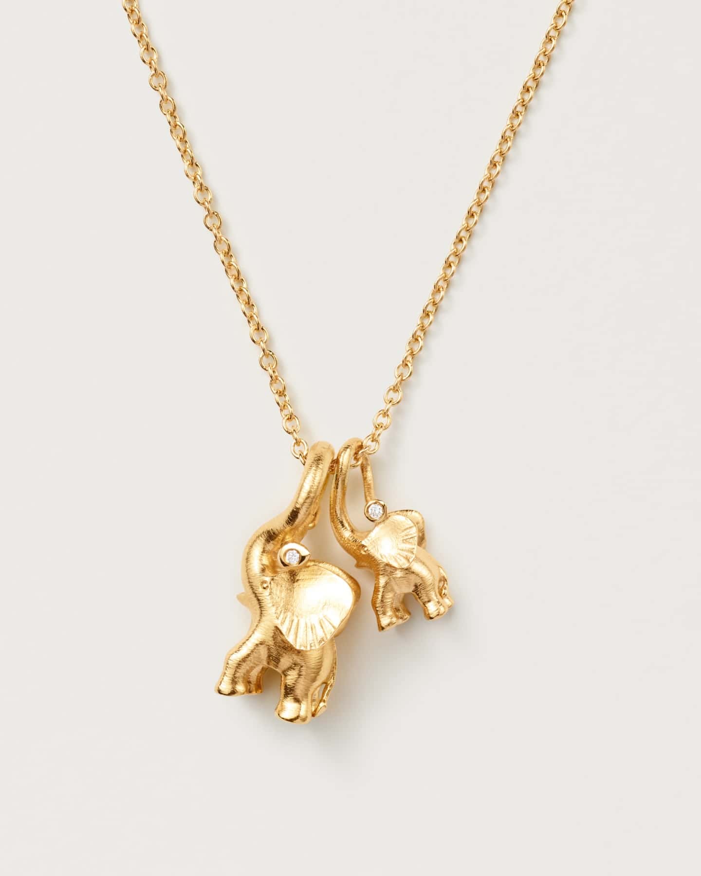EN LYKKEAMULET