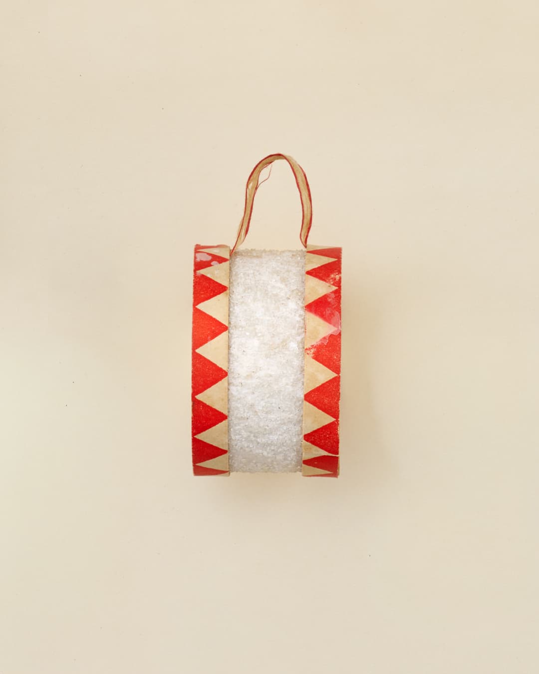 SPARKLE WITH AN EDGE