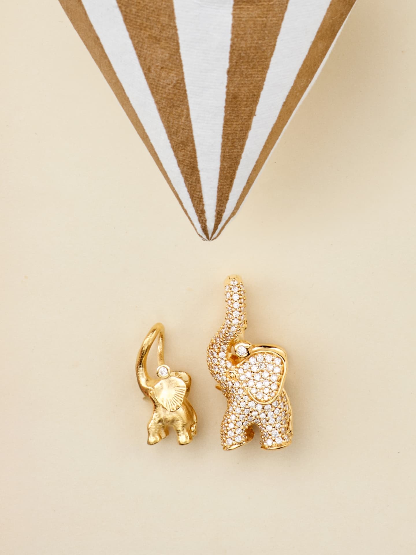 Elephant pendants