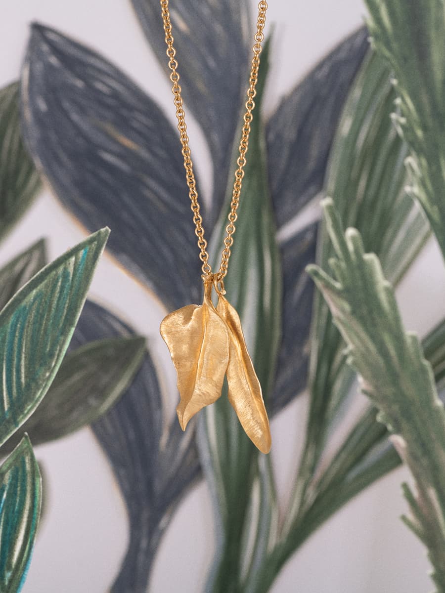 Necklace pendants