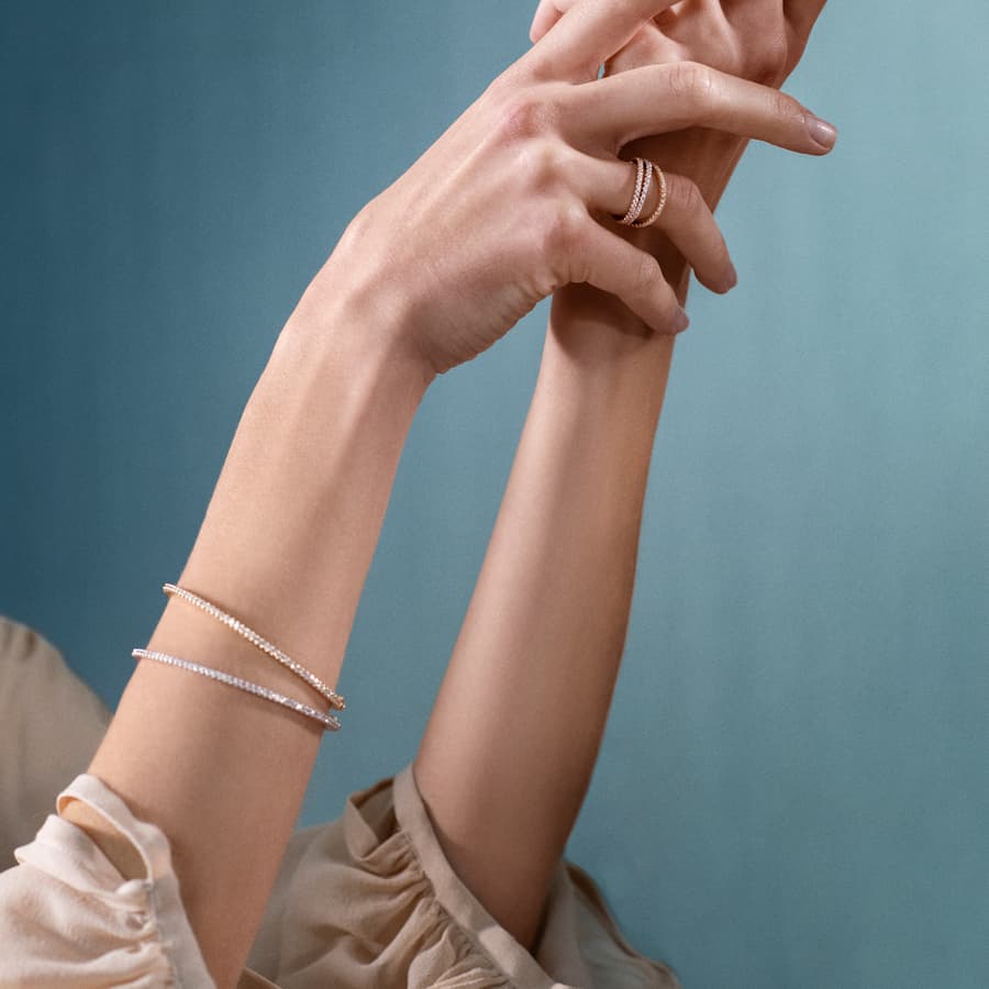 Love Bands armreif in Weißgold mit Diamanten  |  Ole Lynggaard Copenhagen 