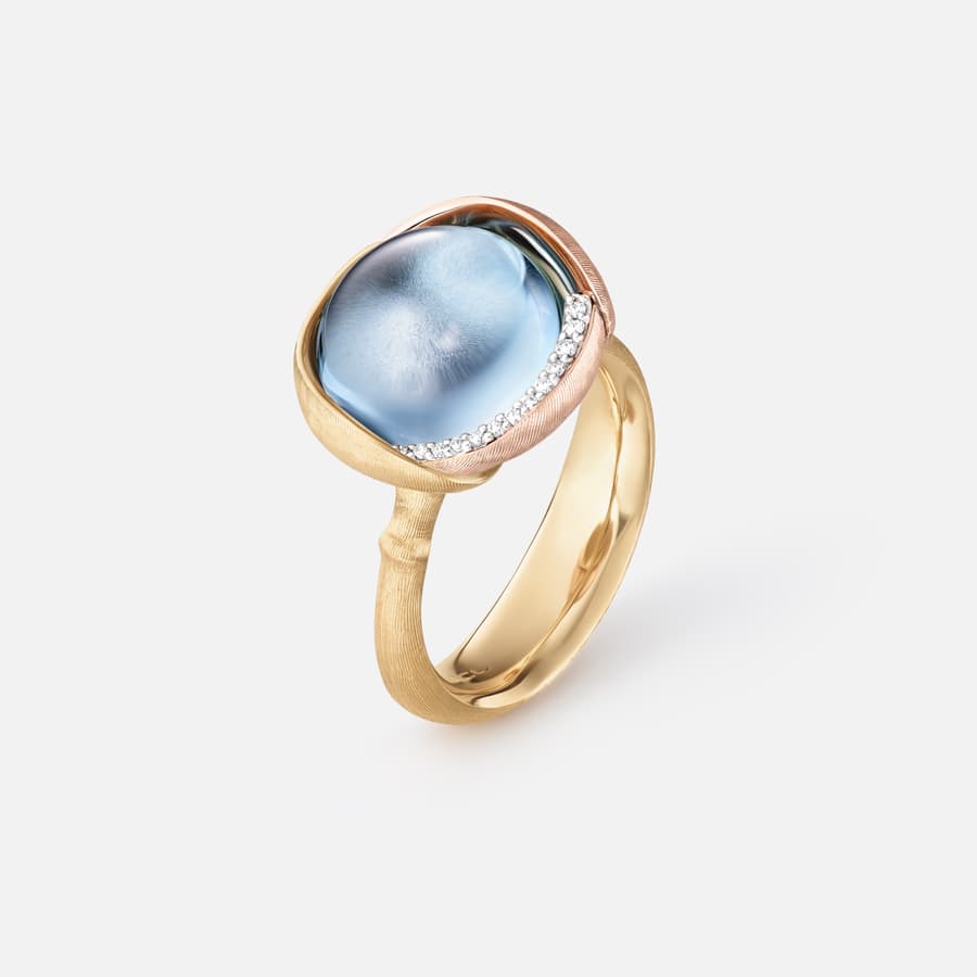 Bague Lotus 3 en Or Jaune et Rose avec Diamants et Topaze Bleue  |  Ole Lynggaard Copenhagen