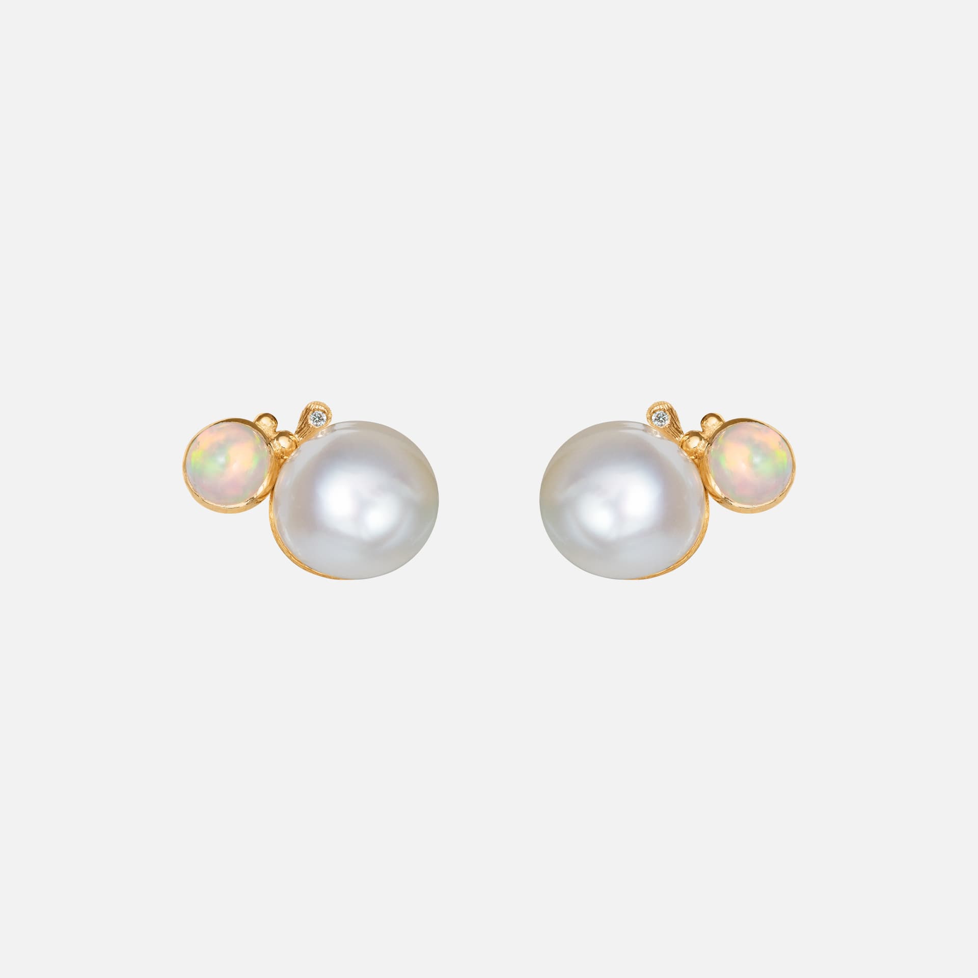 Puces d'oreilles petites BoHo