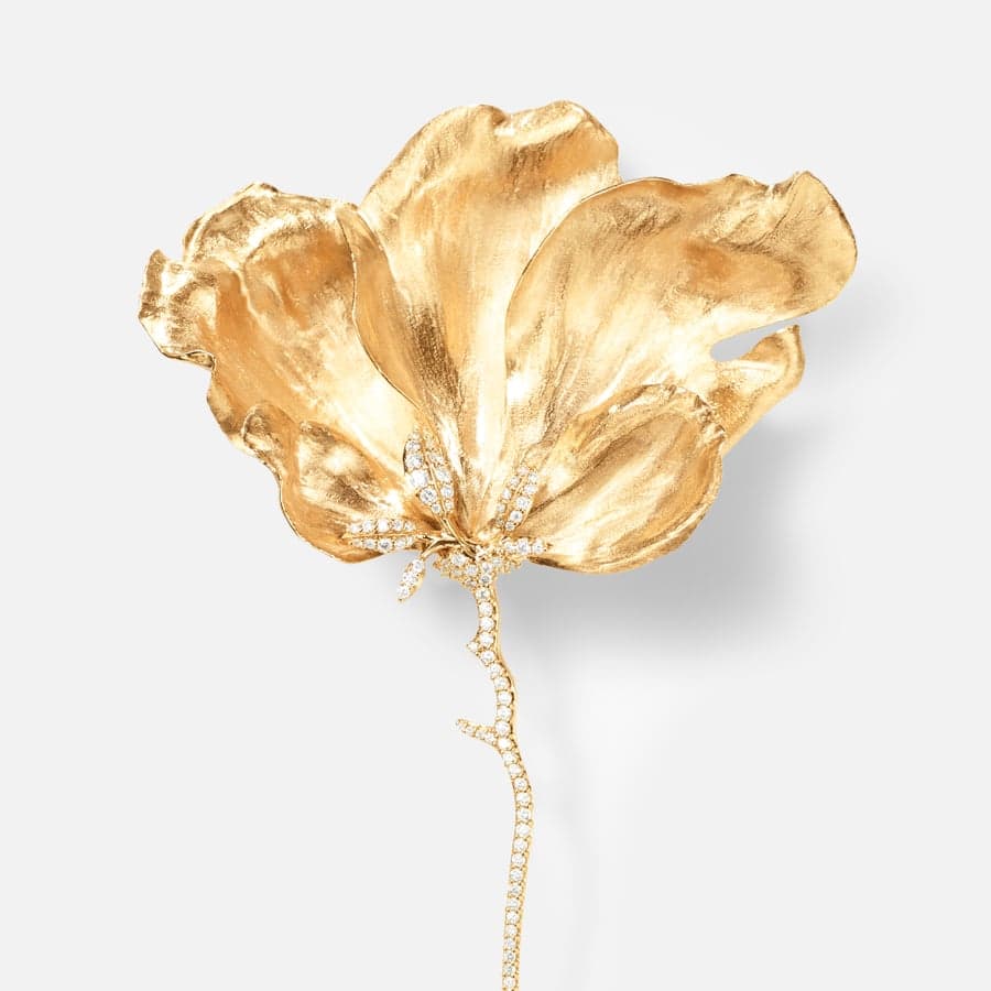 Wild Rose Brooch in Gold with Diamonds  |  Ole Lynggaard Copenhagen 