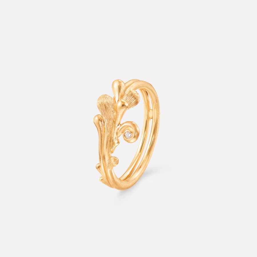 BoHo Ring in 18K Gold with Diamond  |  Ole Lynggaard Copenhagen