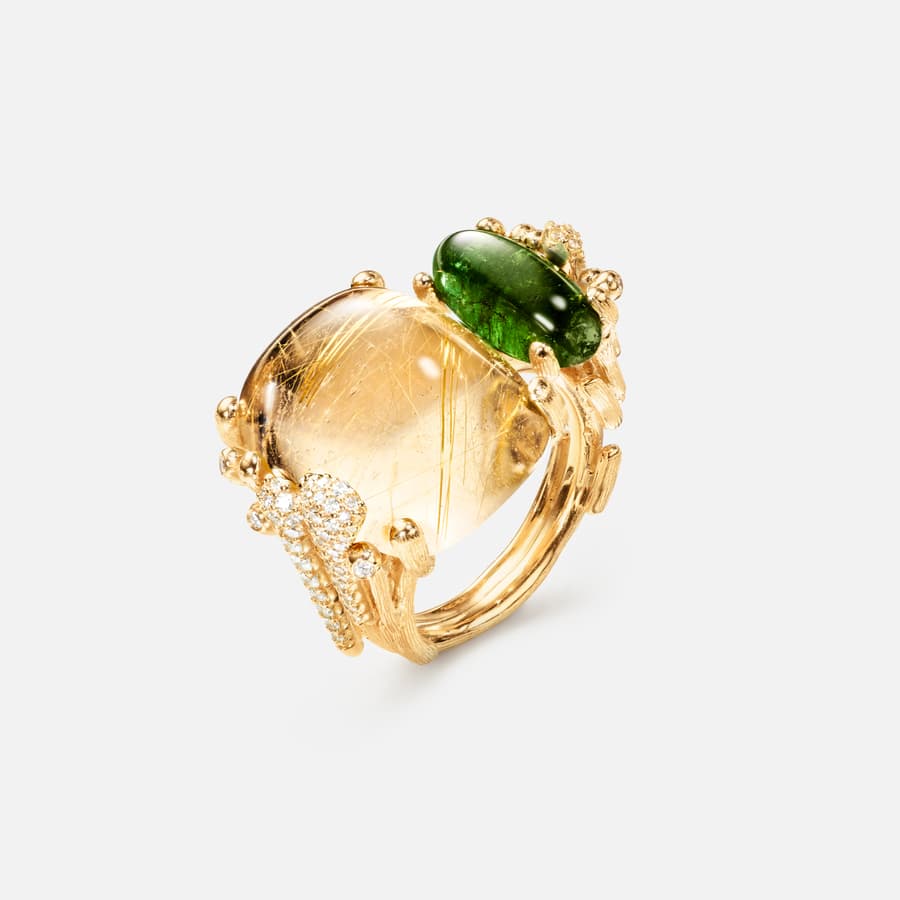 BoHo ring double pavé in yellow gold with rutile quartz, green tourmaline, and brilliant-cut diamonds | Ole Lynggaard
