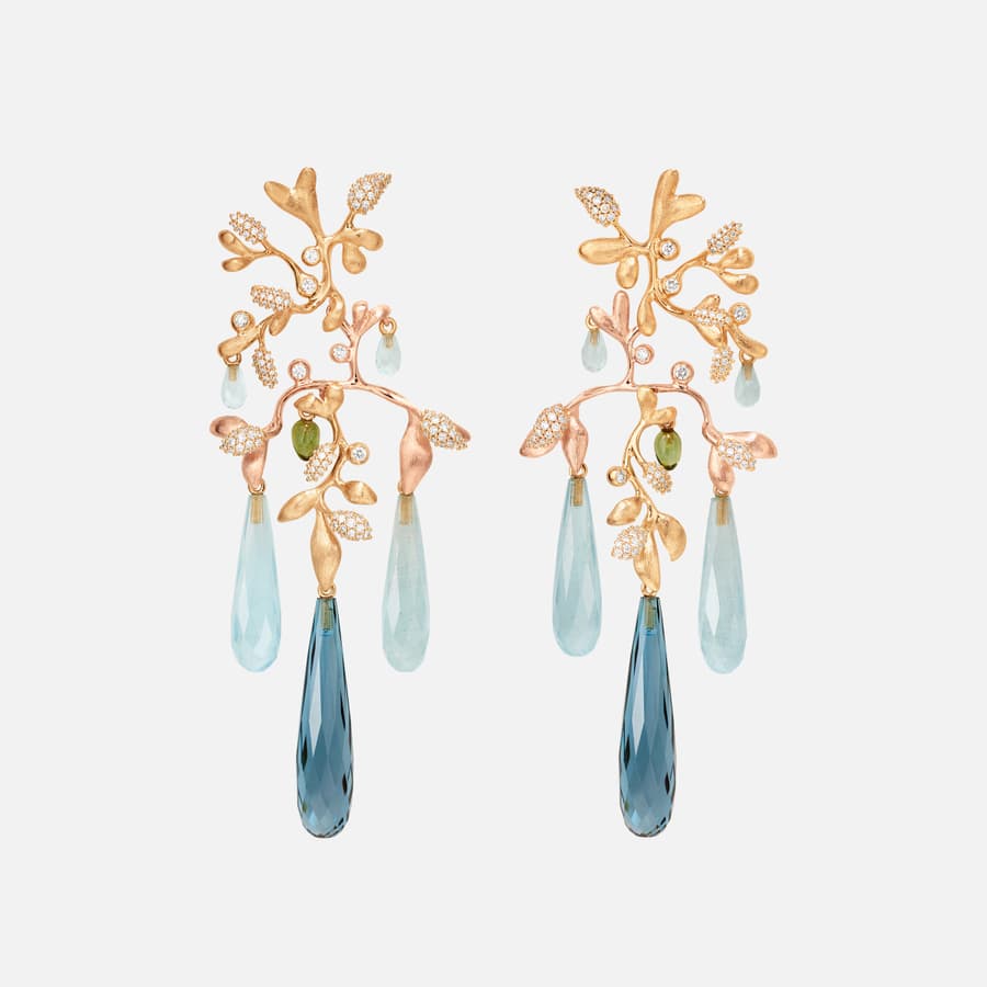 Gipsy-Ohrringe aus Gelb- und Roségold mit Aquamarinen, grünen Turmalinen, London Blue Topas und Diamanten | Ole Lynggaard Copenhagen