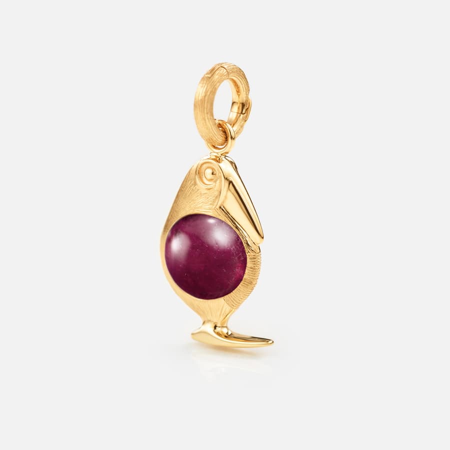 Bird Family charm in 18 karat yellow gold and cerise tourmaline | Ole Lynggaard