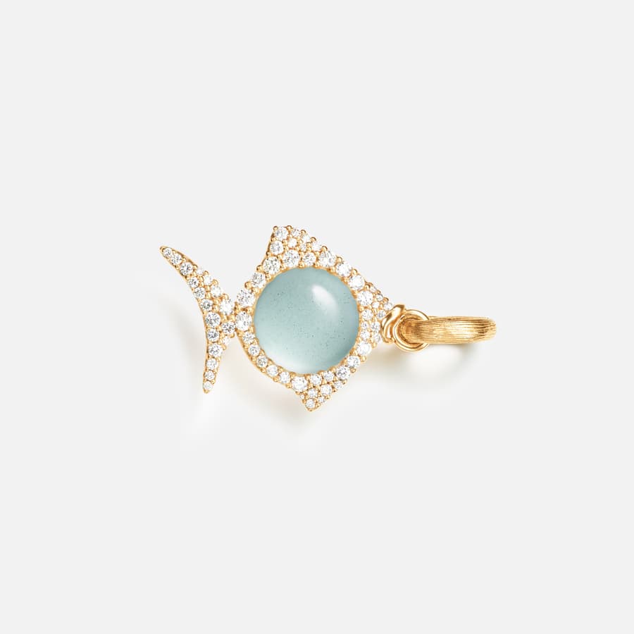 Young Fish charm in 18 karat yellow gold with aquamarine and pavé diamonds | Ole Lynggaard