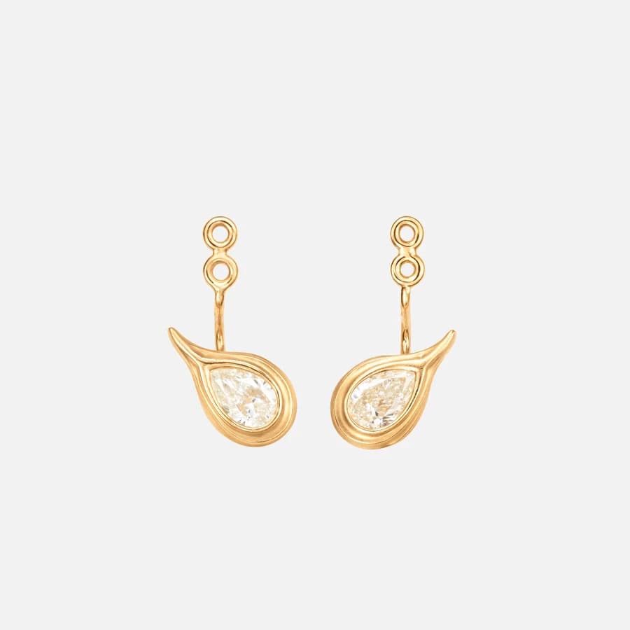 Ocean Drop solitaire earring pendants in 18 karat yellow gold with diamonds | Ole Lynggaard