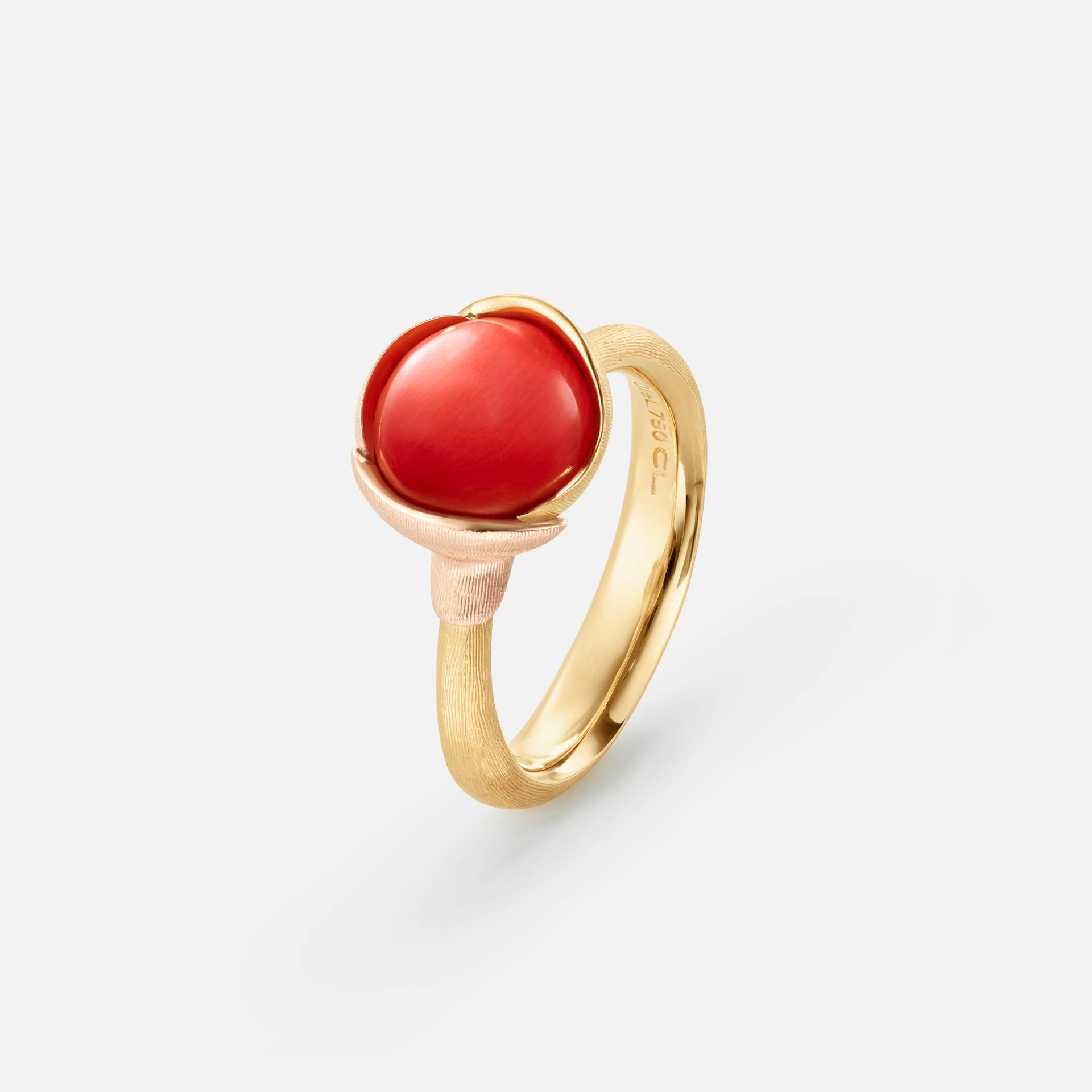 Lotus Ring size 1 in Yellow and Rose Gold  with Coral  |  Ole Lynggaard Copenhagen