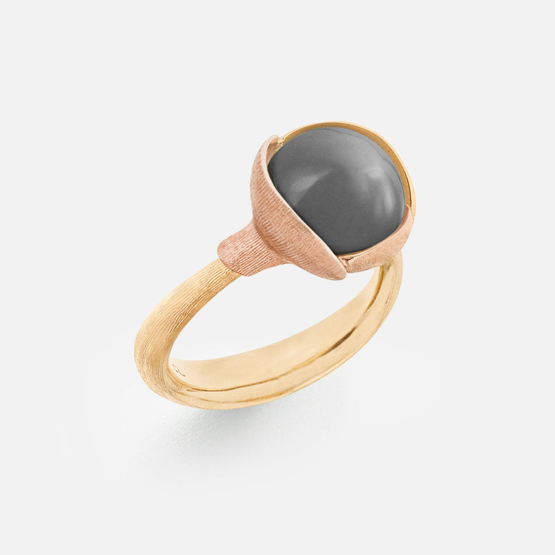Lotus Ring size 2 in Yellow and Rose Gold  with Grey Moonstone  |  Ole Lynggaard Copenhagen