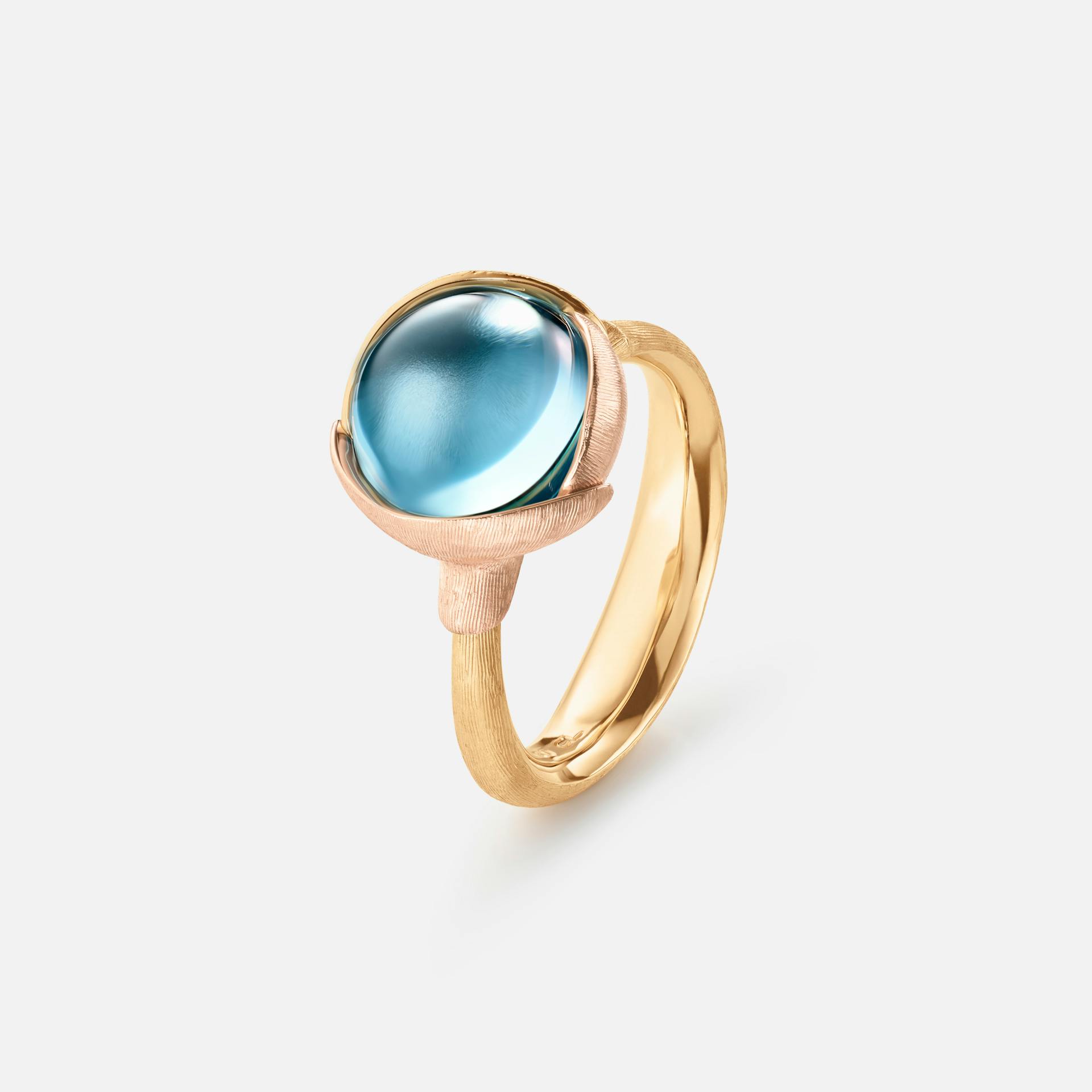 Lotus Ring size 2 in Yellow and Rose Gold  with Blue Topaz  |  Ole Lynggaard Copenhagen