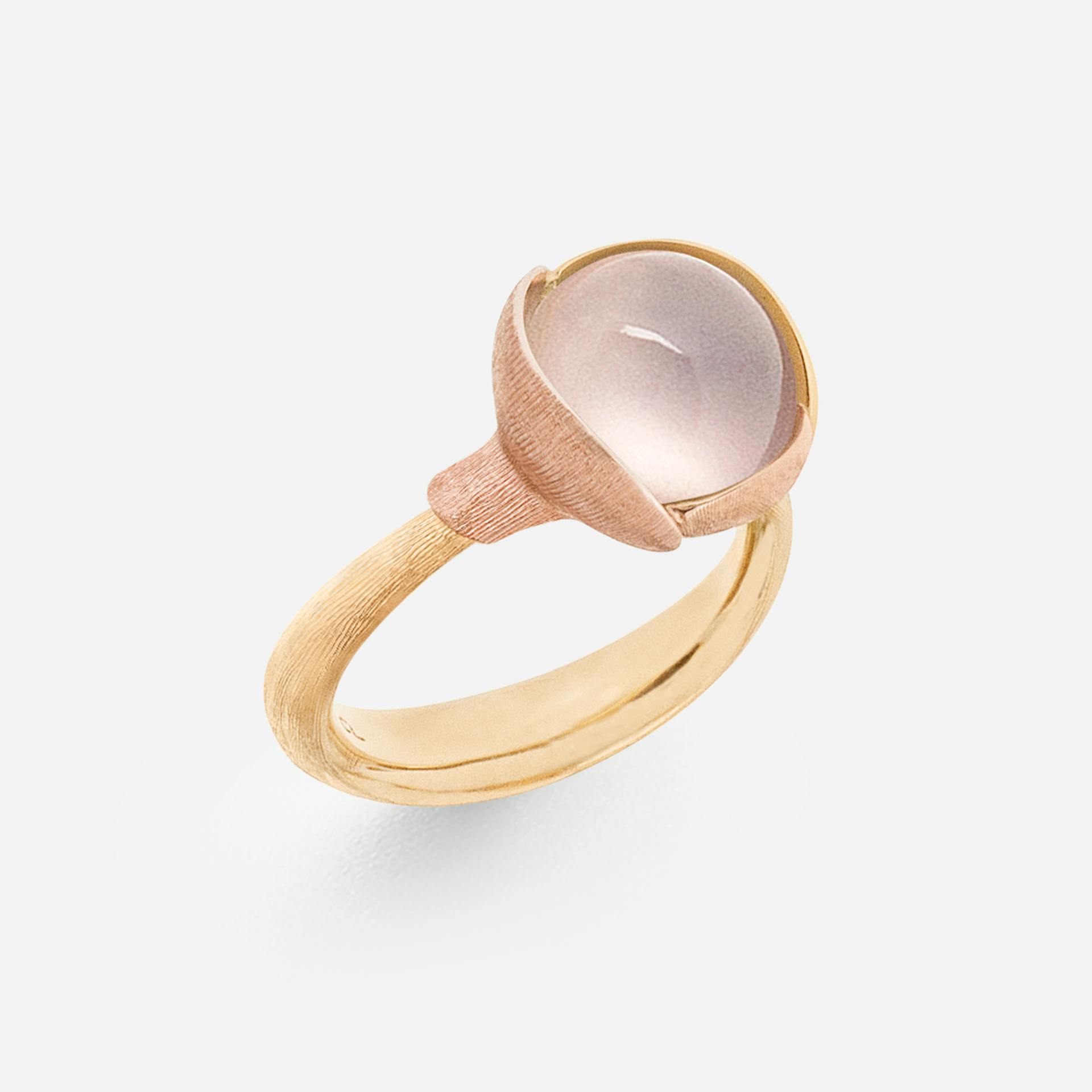 Lotus-ring størrelse 2 i gult guld og rosaguld med rosakvarts | Ole Lynggaard Copenhagen