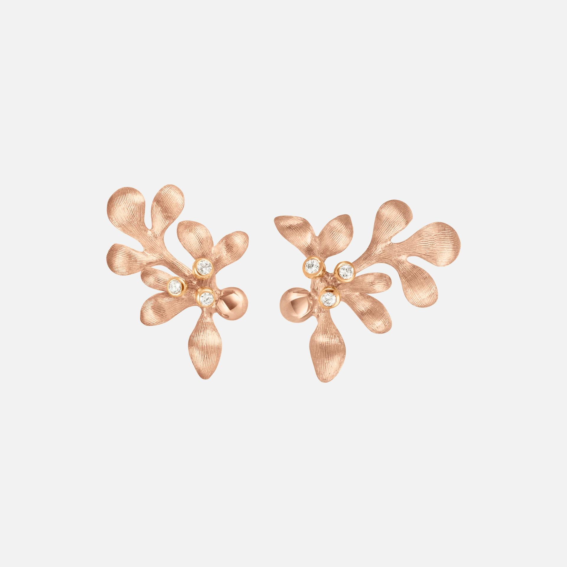 Gipsy Stud Earrings in 18 Karat Rose Gold with Diamonds | Ole Lynggaard Copenhagen