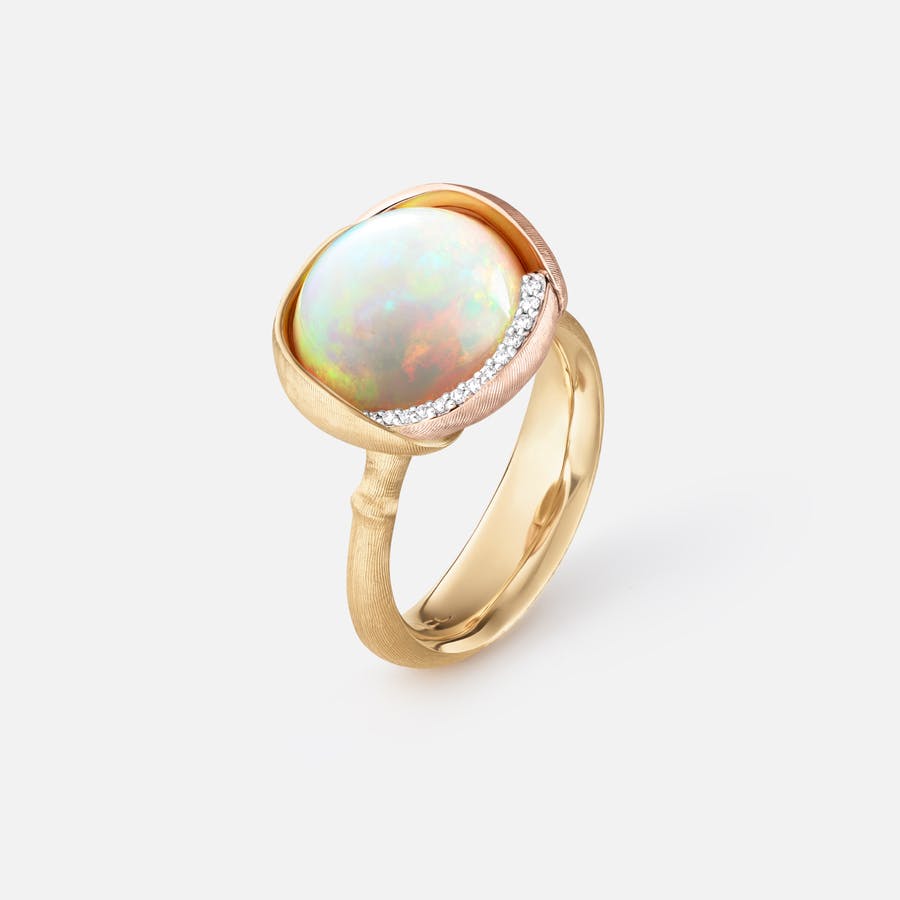 Lotus-ring 3 i gult guld og rosaguld med diamanter og opal | Ole Lynggaard Copenhagen