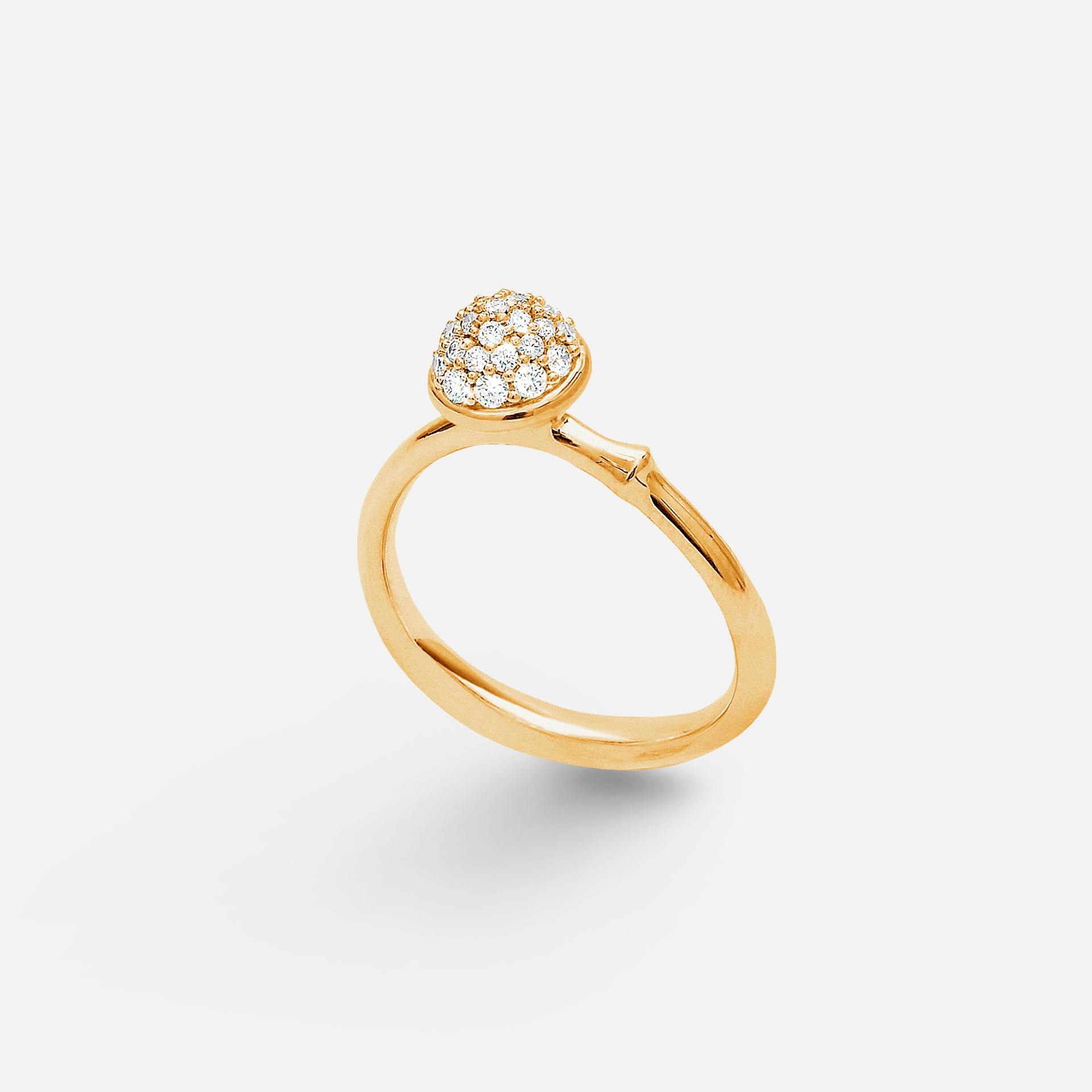 Lotus Ring Small in 18 Karat Yellow Gold with Diamonds | Ole Lynggaard Copenhage