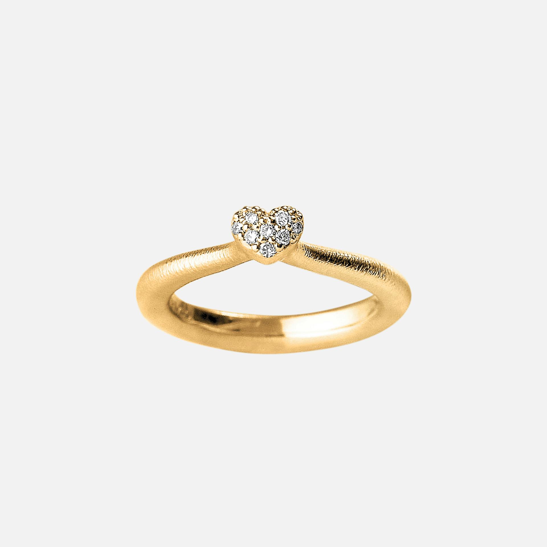 Hearts Textured Pavé Ring Small in Yellow Gold with Diamonds | Ole Lynggaard Copenhagen