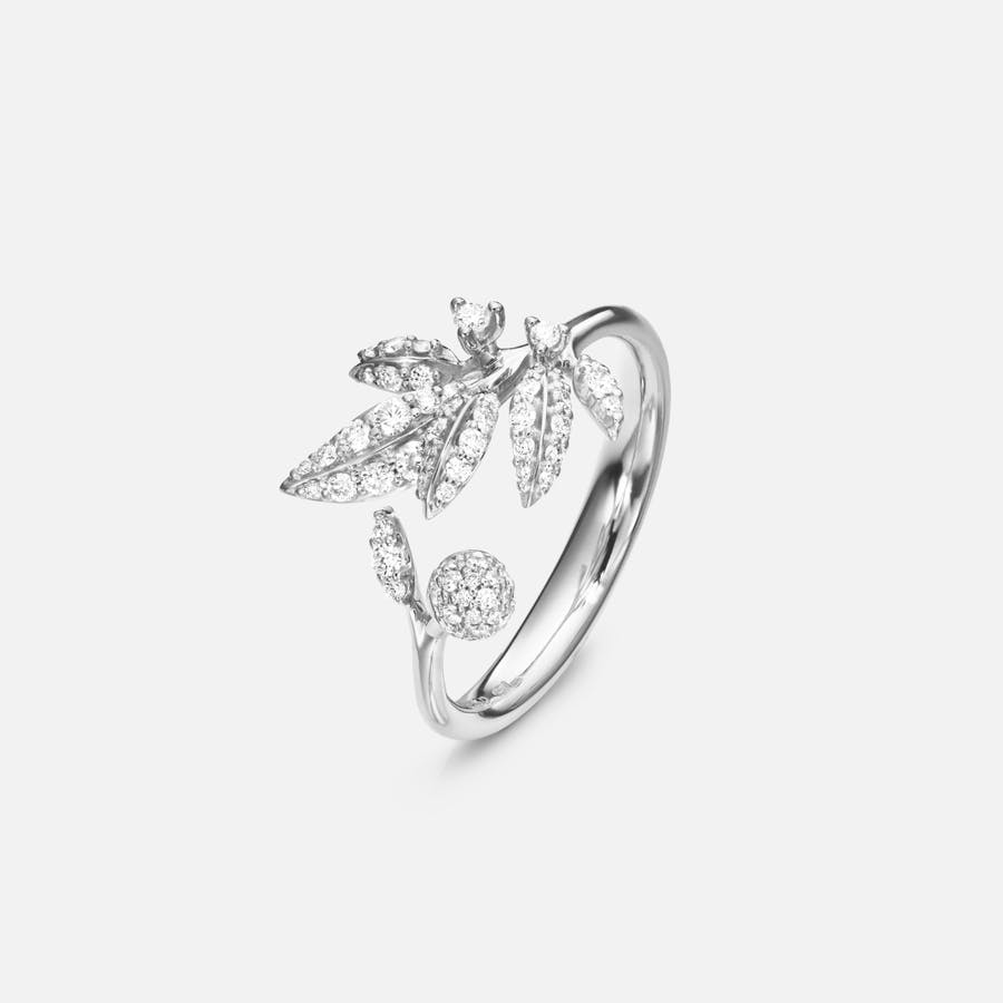 Winter Frost Ring Small in White Gold with Diamonds  |  Ole Lynggaard Copenhagen 