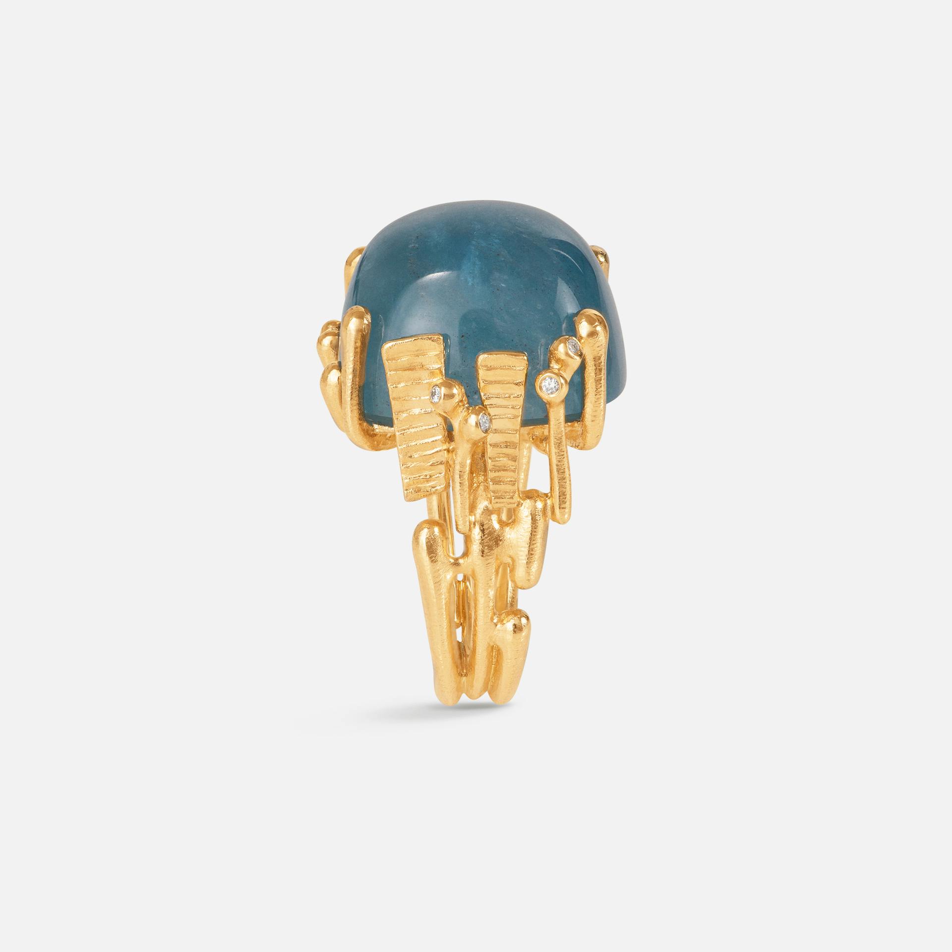 BoHo ring stor i guld med blå akvamarin og diamanter | Ole Lynggaard Copenhagen