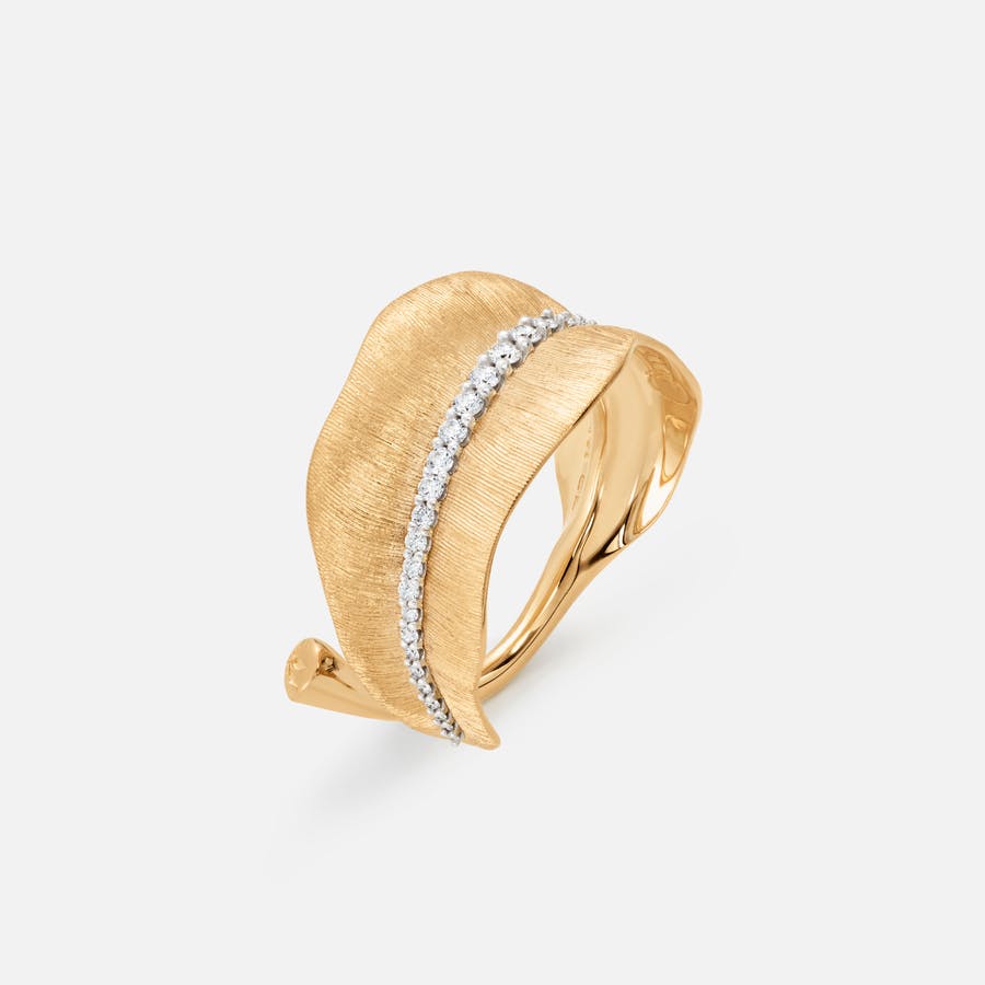 Leaves Collection Ring in 18 Karat Yellow Gold with Diamonds   |  Ole Lynggaard Copenhagen 