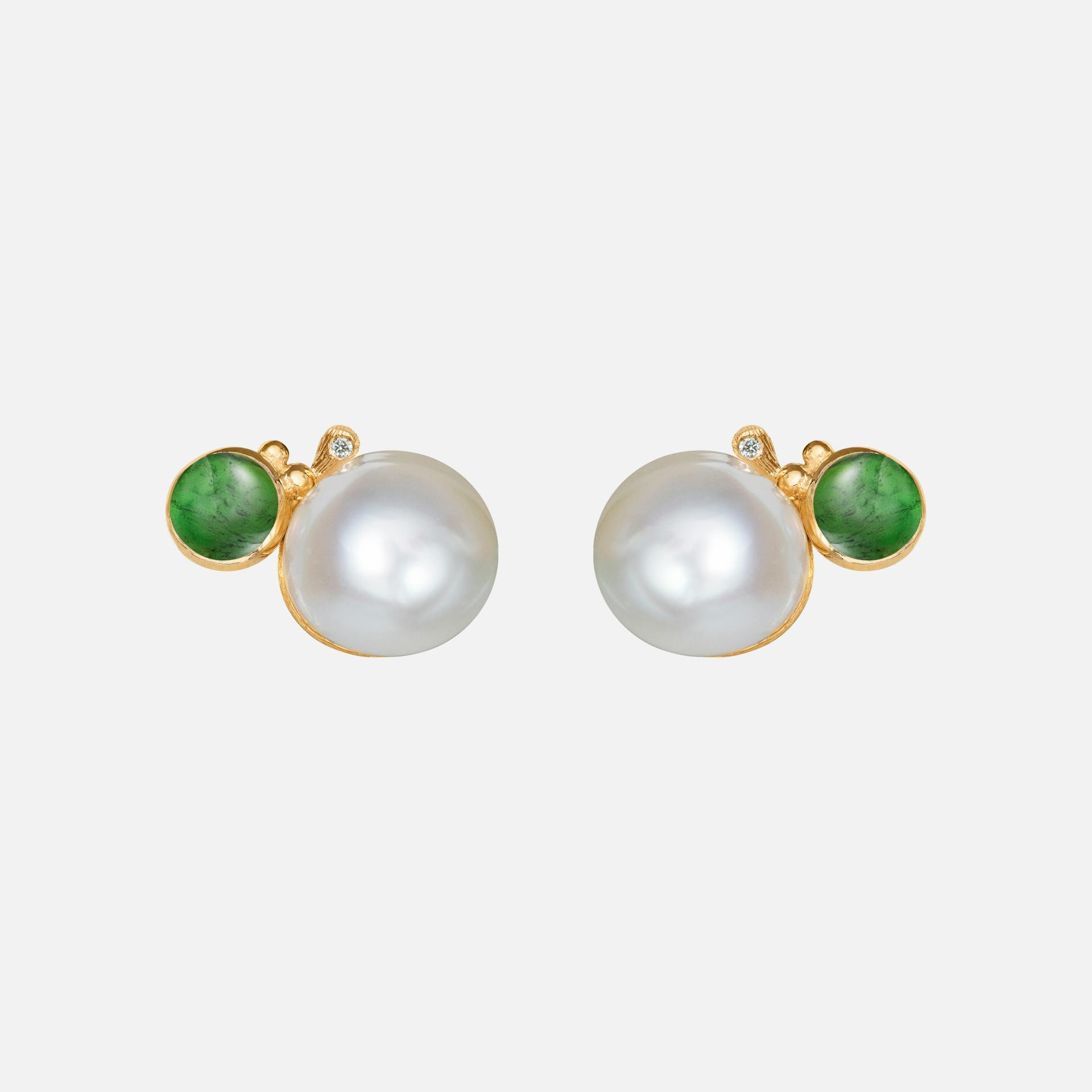 BoHo Pearl Stud Earrings in Gold with  Green Tourmaline and Diamonds  |  Ole Lynggaard Copenhagen