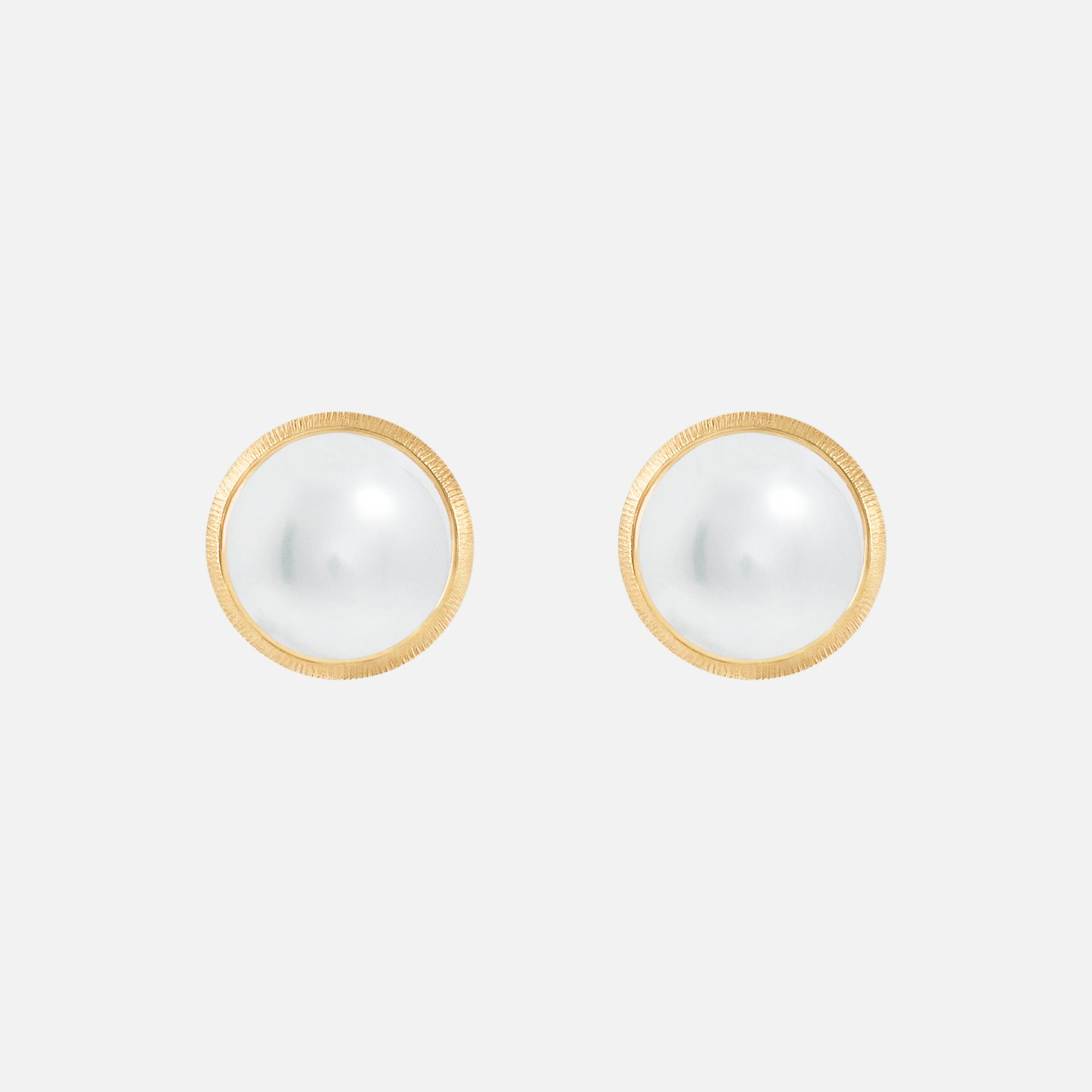 Lotus Stud Earrings in 18 Karat Gold with Pearls  |  Ole Lynggaard Copenhagen 