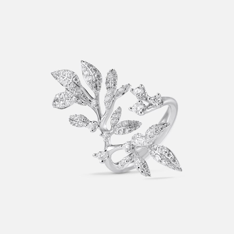 Winter Frost ring groß in Weißgold mit Diamanten  |  Ole Lynggaard Copenhagen