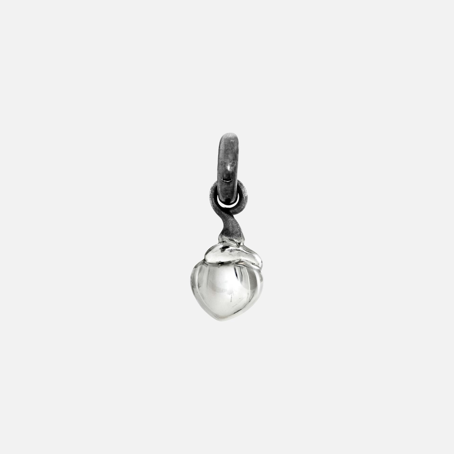 Sweet drops charm Polished and oxidized Sterling silver
