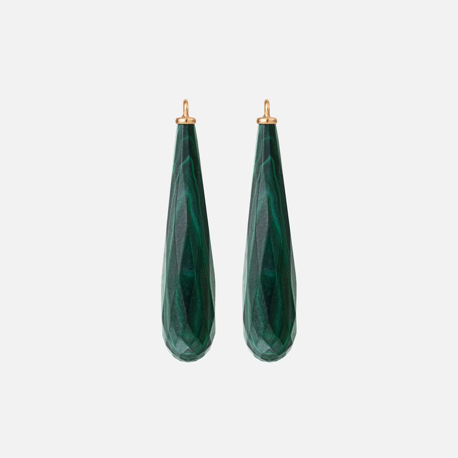 Tropfenförmige Ohrringanhänger aus 750/- Gelbgold mit Malachit  |  Ole Lynggaard Copenhagen 