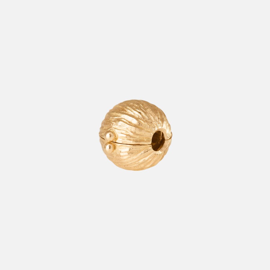 Nature Globe verschluss klein in 750/- Gelbgold  |  Ole Lynggaard Copenhagen