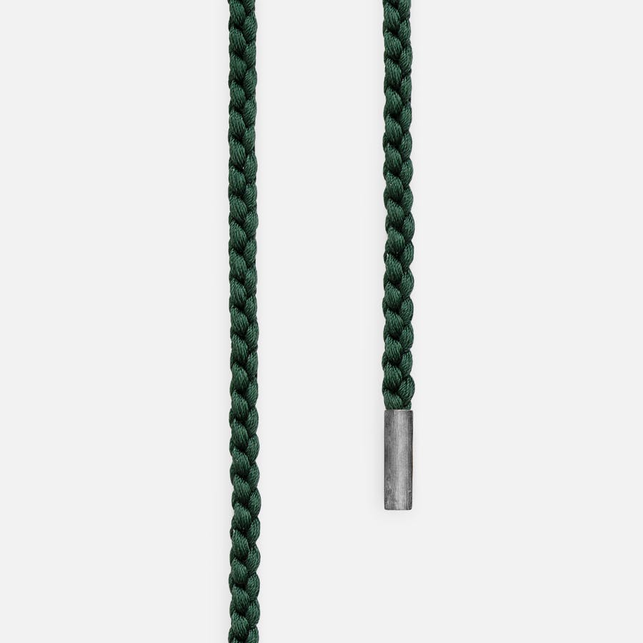 Seidene Mokuba-Halskettenschnur mit Endstücken in oxidiertem Sterlingsilber  |  Ole Lynggaard Copenhagen 