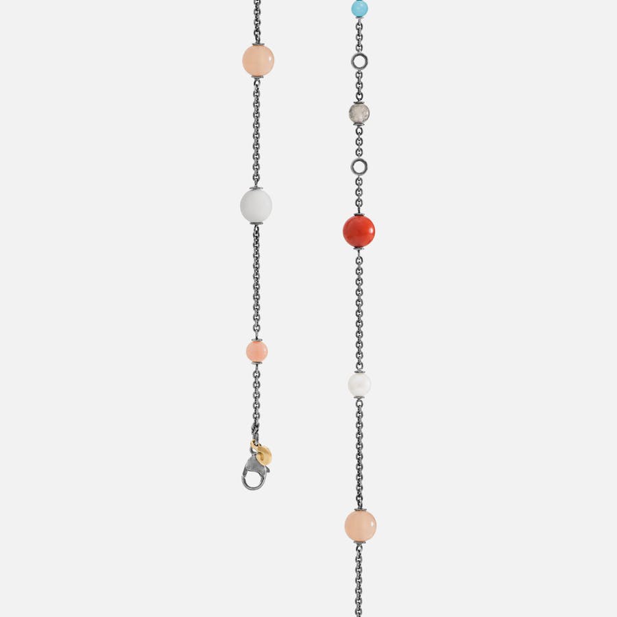 Lotus-armbånd i sterlingsølv med opal, ben, månesten, koral, turkis, labradorit og perle | Ole Lynggaard Copenhagen