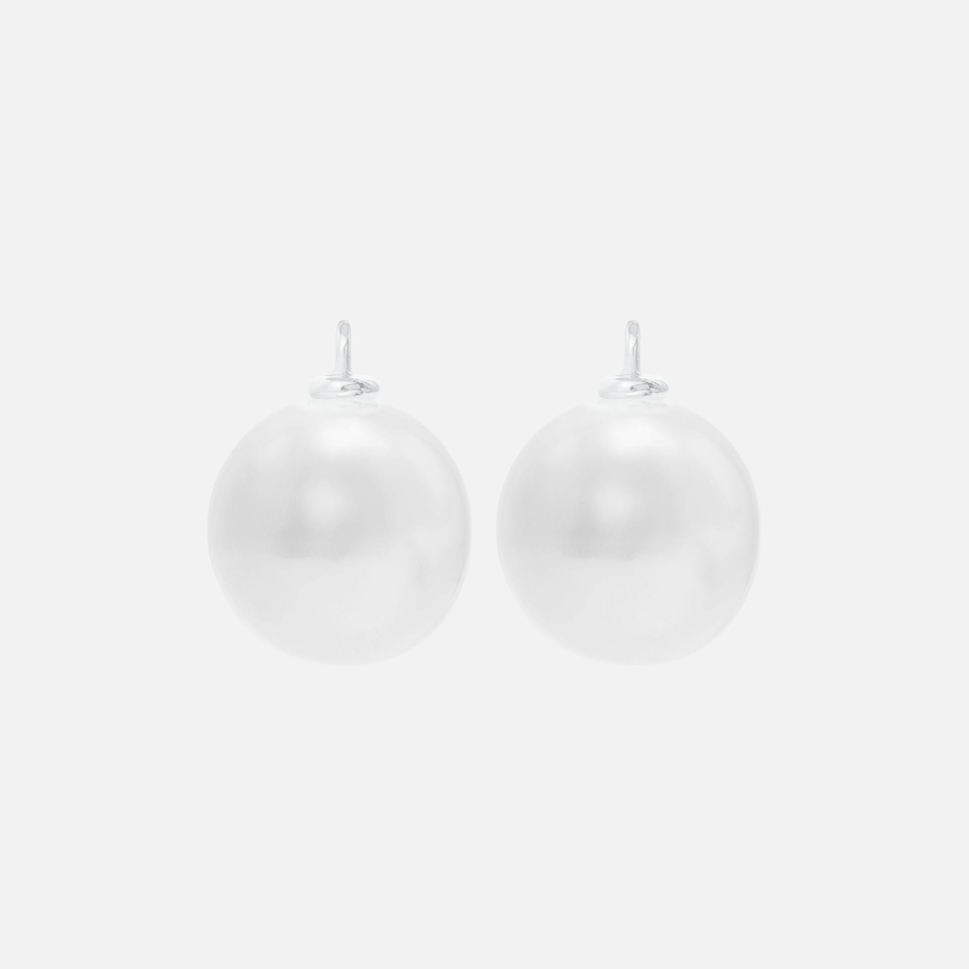 Dråbe øreringvedhæng i 18k hvidguld med perler | Ole Lynggaard Copenhagen