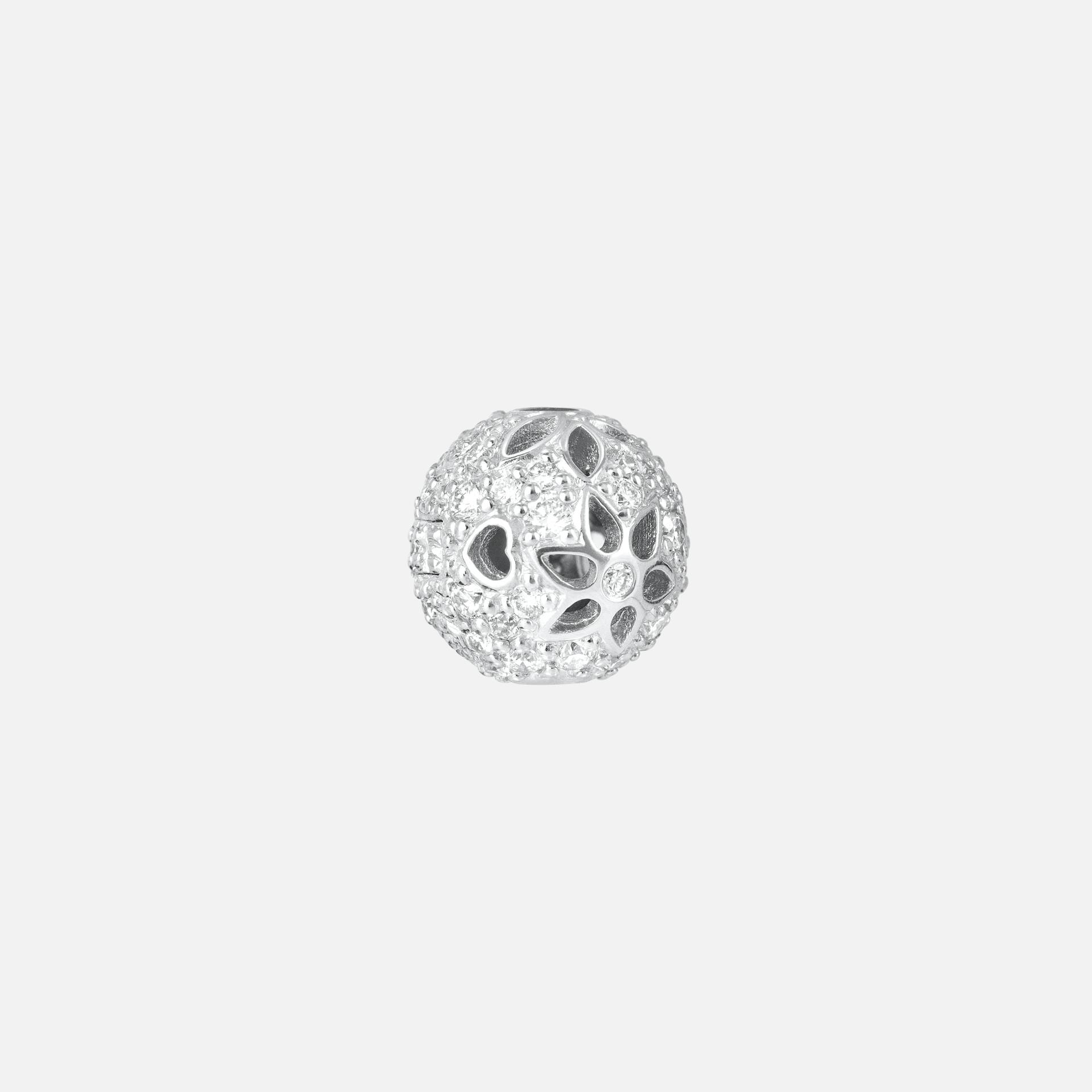 Lace Globe Clasp Small in 18 Karat White Gold with Diamonds  |  Ole Lynggaard Copenhagen