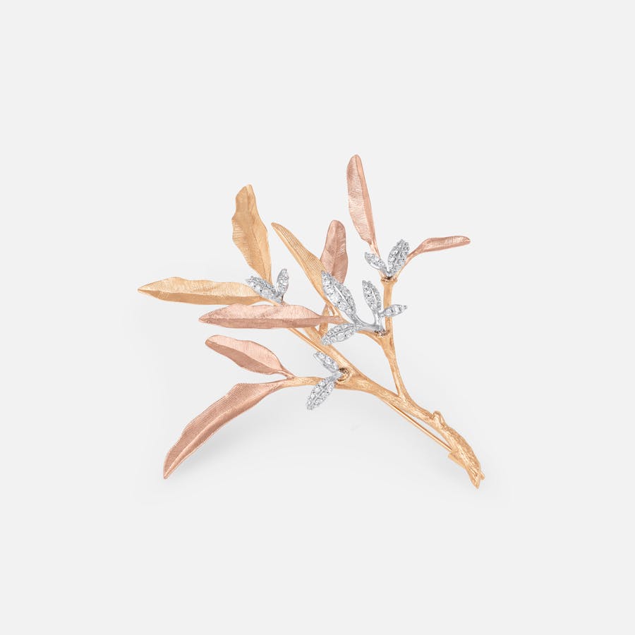Leaves Collection Brooch in Gold with Diamonds   |  Ole Lynggaard Copenhagen