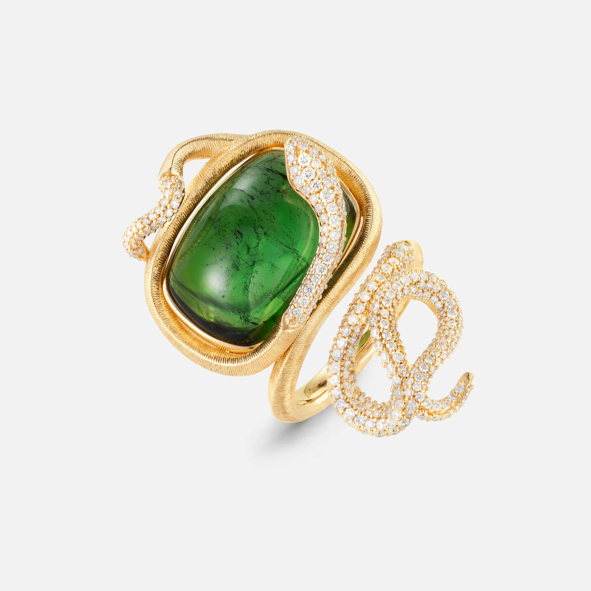 Gipsy earrings SP Snakes Ring YG w. green tourmaline 22x16 pavé 18k guld med grøn turmalin og diamanter 3,48 ct. TW.VS
