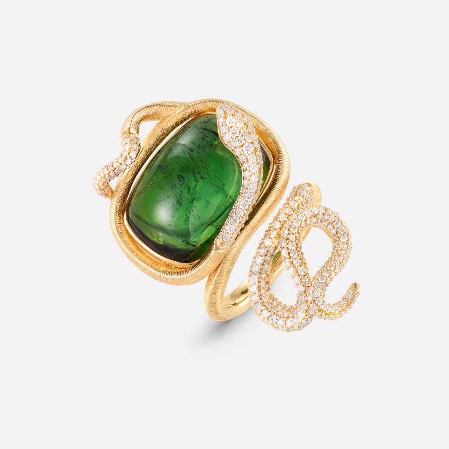 Snakes Ring in Gold mit grünem Turmalin und Diamant-Pavé-Besatz  |  Ole Lynggaard Copenhagen 
