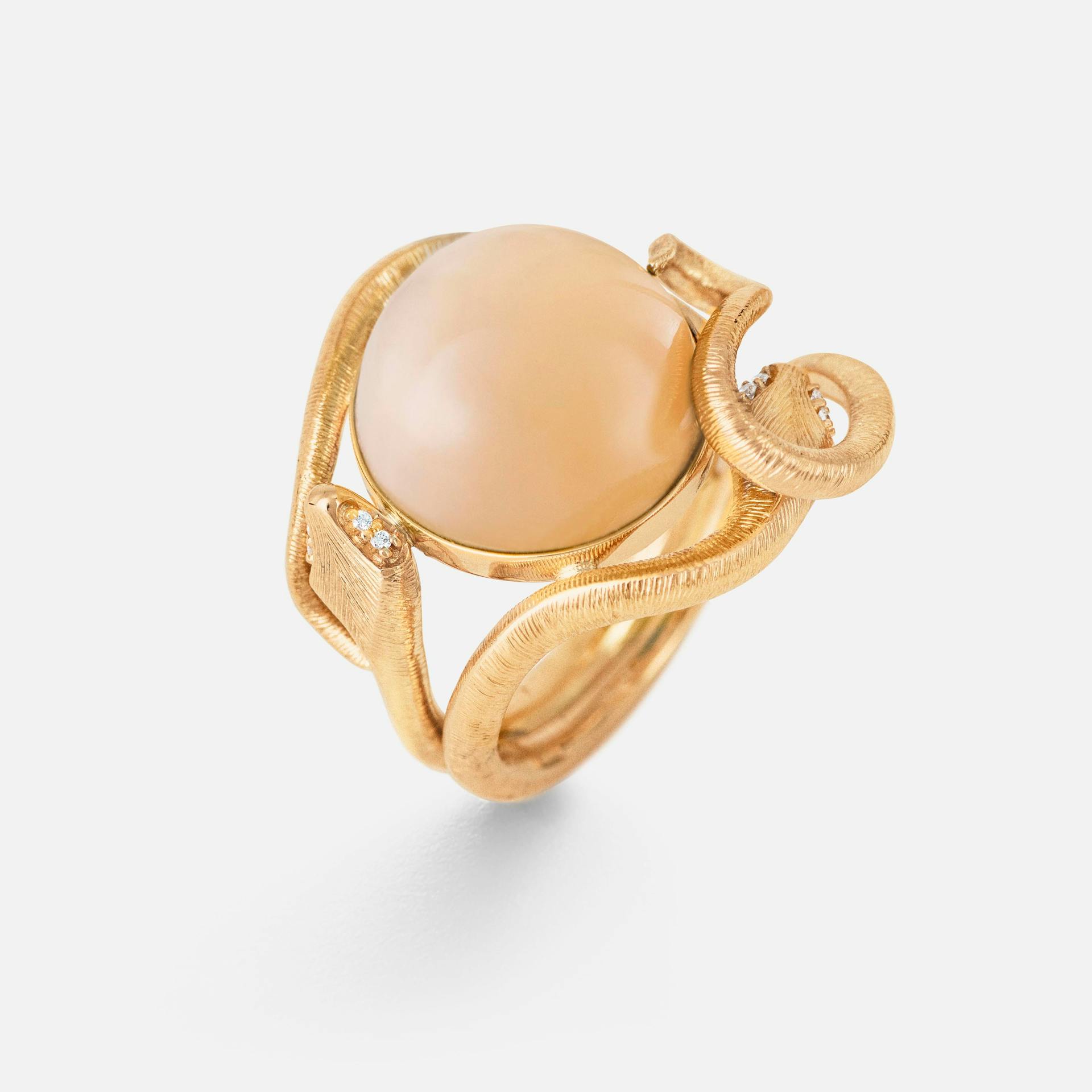 Snakes ring 18k gold with blush moonstone and diamonds 0.04 ct. TW.VS.