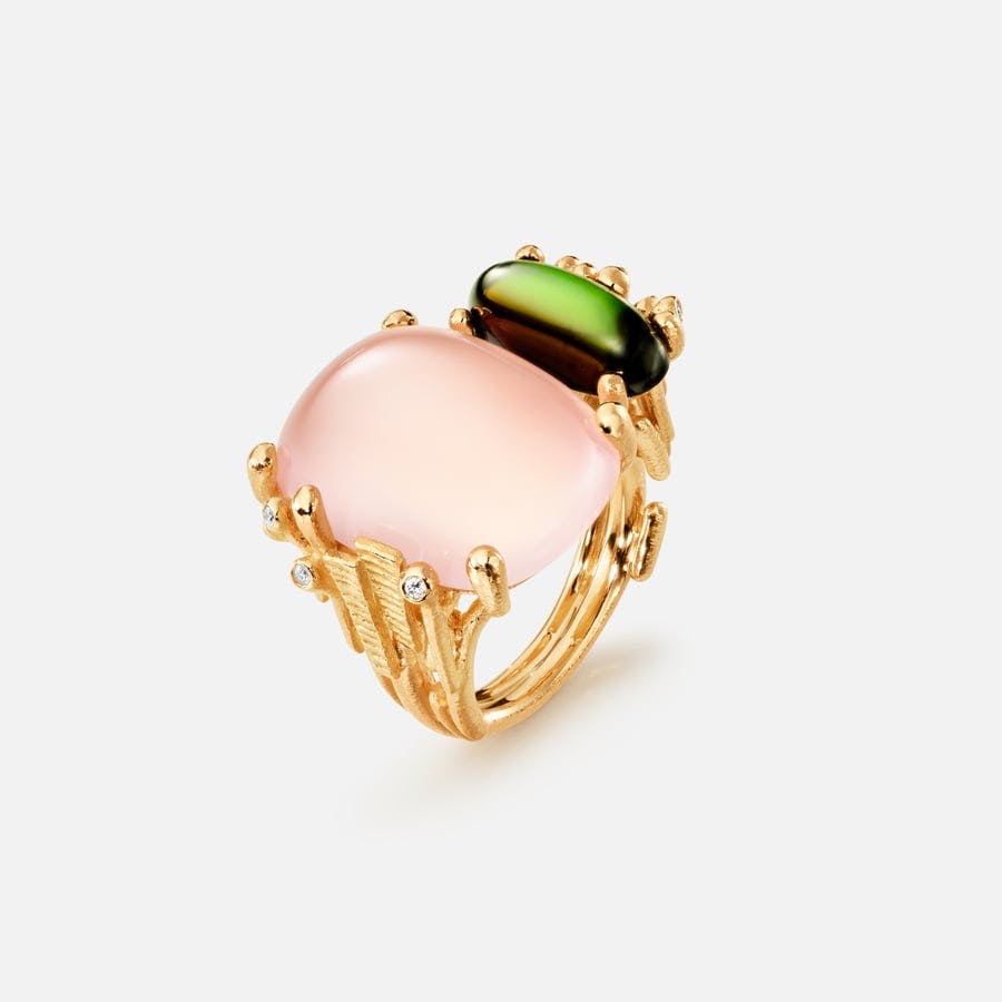 BoHo ring dobbelt i 18 karat rødguld med rosakvarts, grøn turmalin og diamanter | OLE LYNGGAARD COPENHAGEN