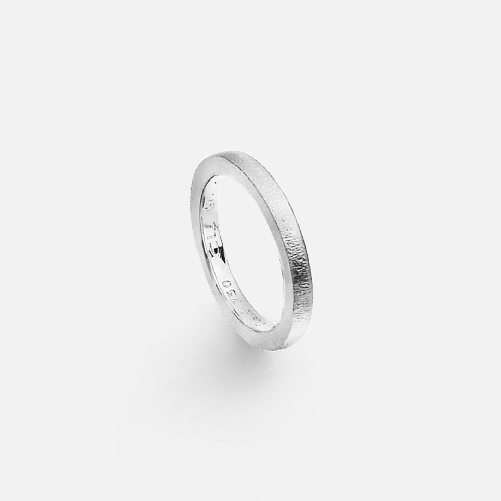 Forever Love Ring in Textured White Gold  |  Ole Lynggaard Copenhagen