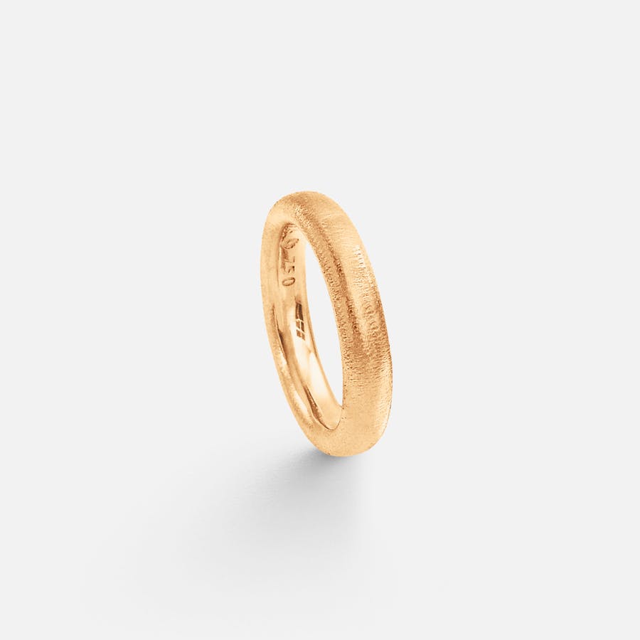 The Ring, 4 mm i hamret rødguld | Ole Lynggaard Copenhagen 